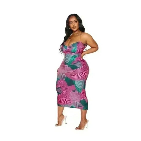 Pretty Little Things Plus Pink Abstract Print Cup Detail Midi Dress Size 16 $68 - Picture 3 of 16